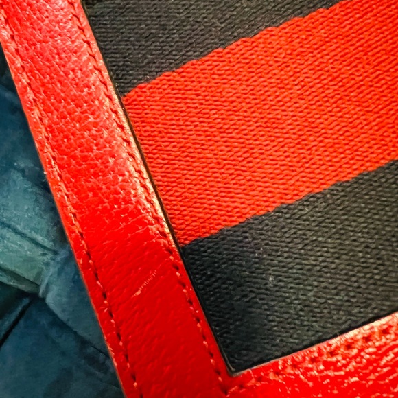 Gucci Red Shoulder/Messanger Bag - Picture 11 of 13